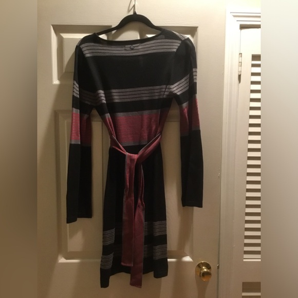 PRANA DRESS - small - Picture 2 of 2
